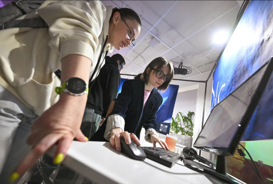 Рынок генеративного ИИ в России в 2025 году вырастет в пять раз